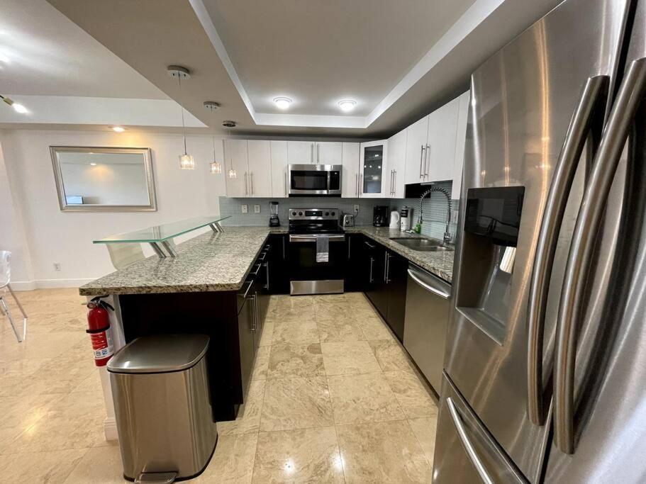 Breathtaking Ocean View! 15th Floor * Miami Beach