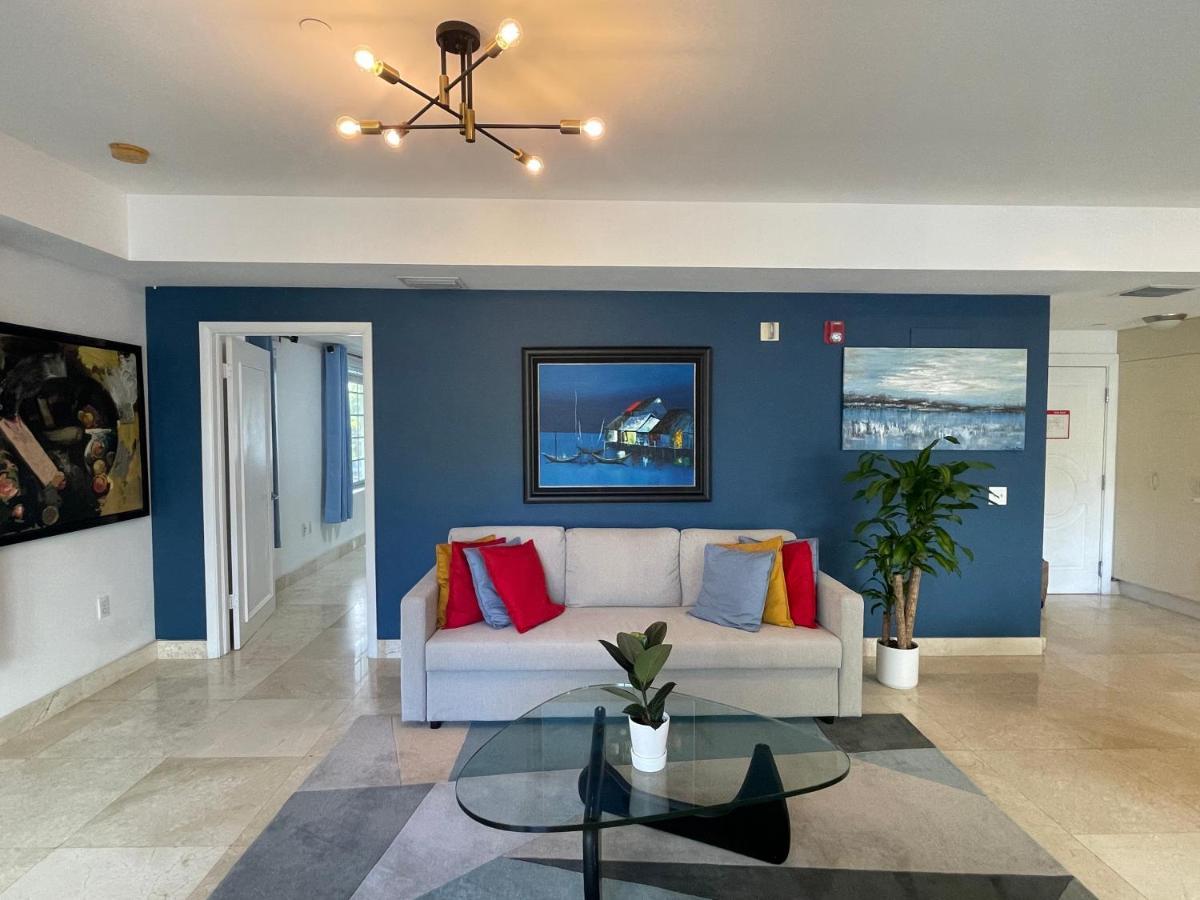 Apartment Beachfront In Carlyle On Ocean Drive