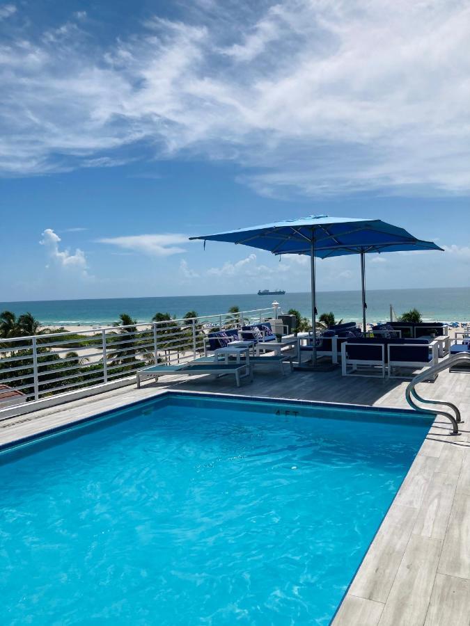 Aparthotel Deluxe Double Unit At Congress Ocean Drive South Beach Miami Beach