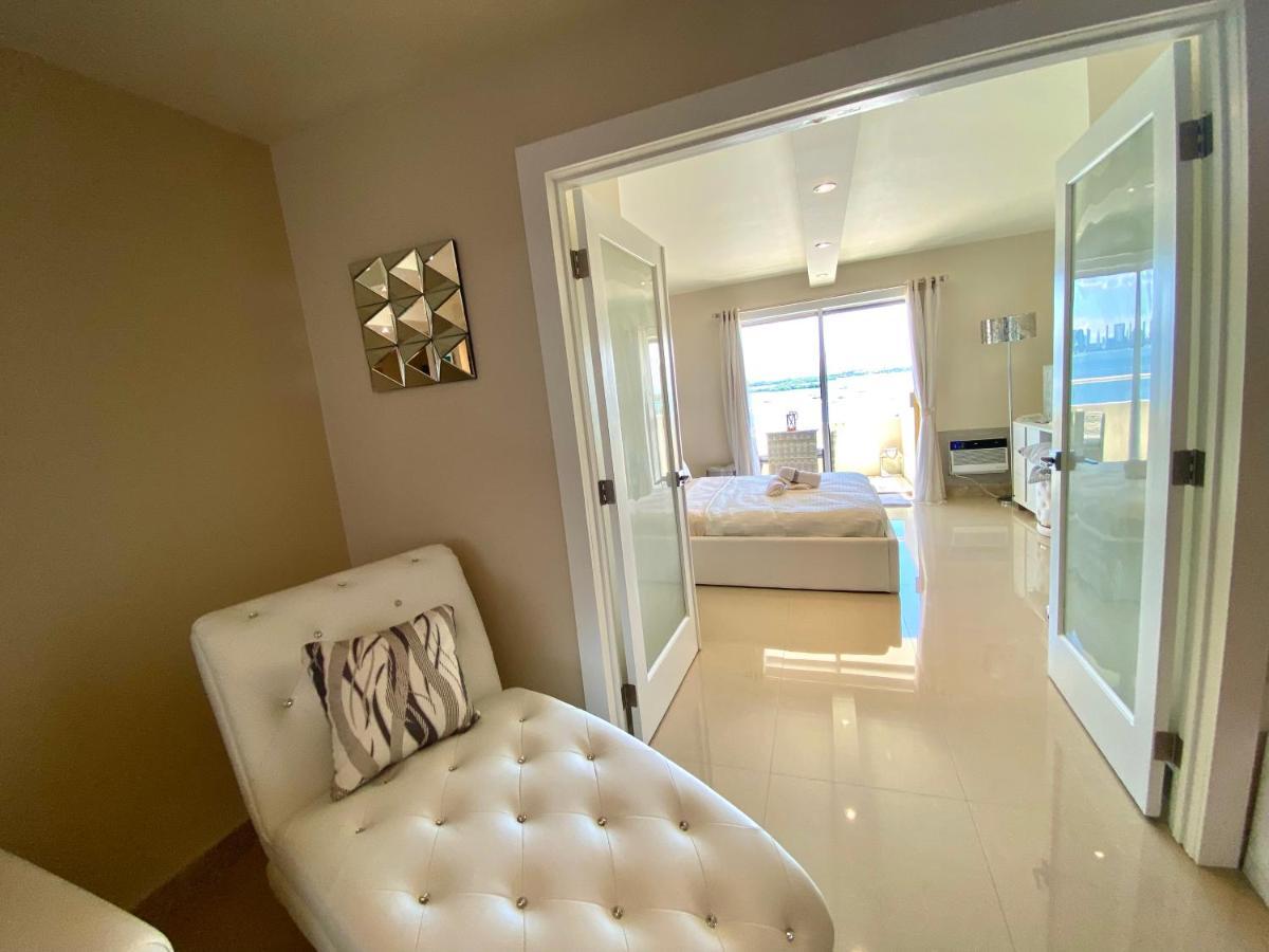 Bay View Miami: Premium Waterfront Near *