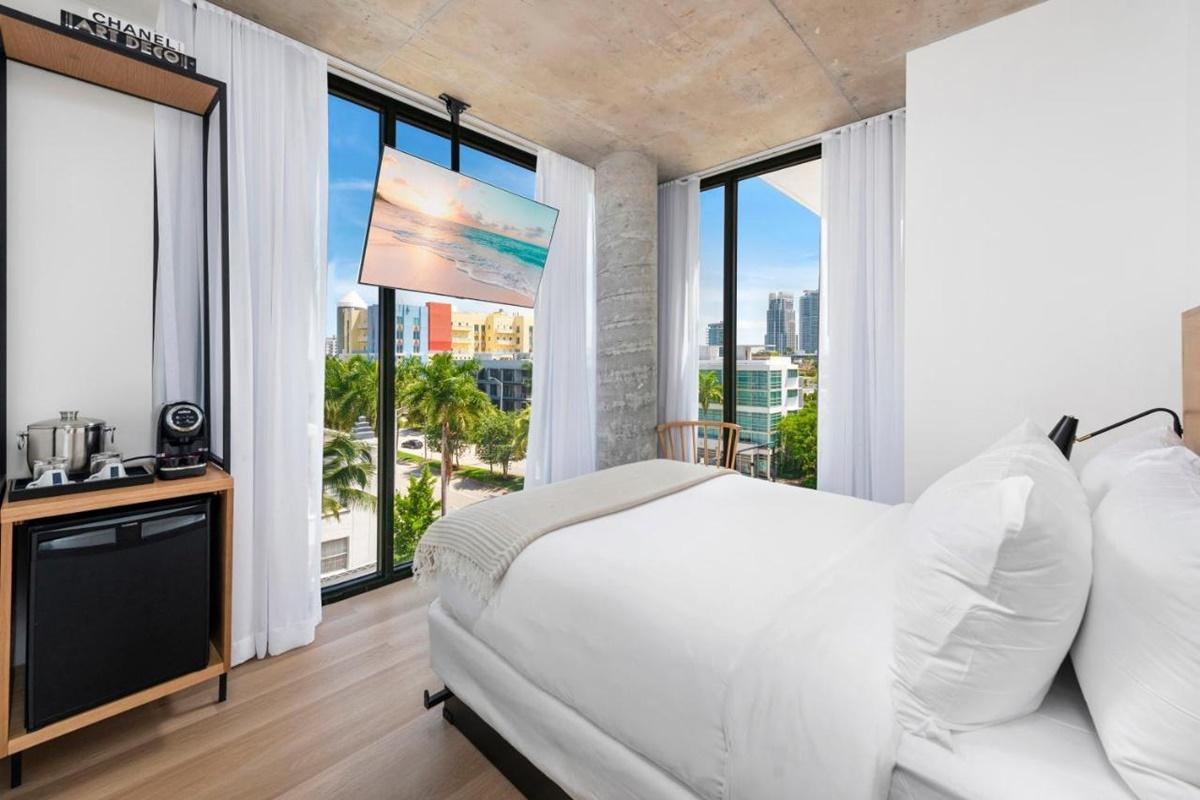 Upsun & Social Club Hotel Miami Beach