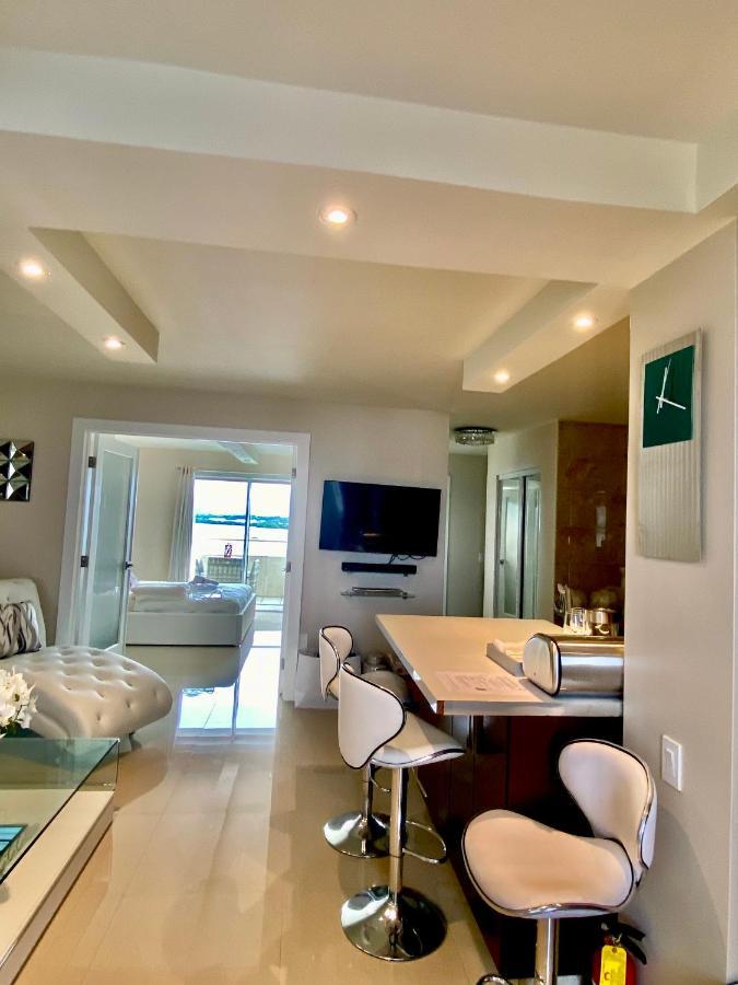 Bay View Miami: Premium Waterfront Near *