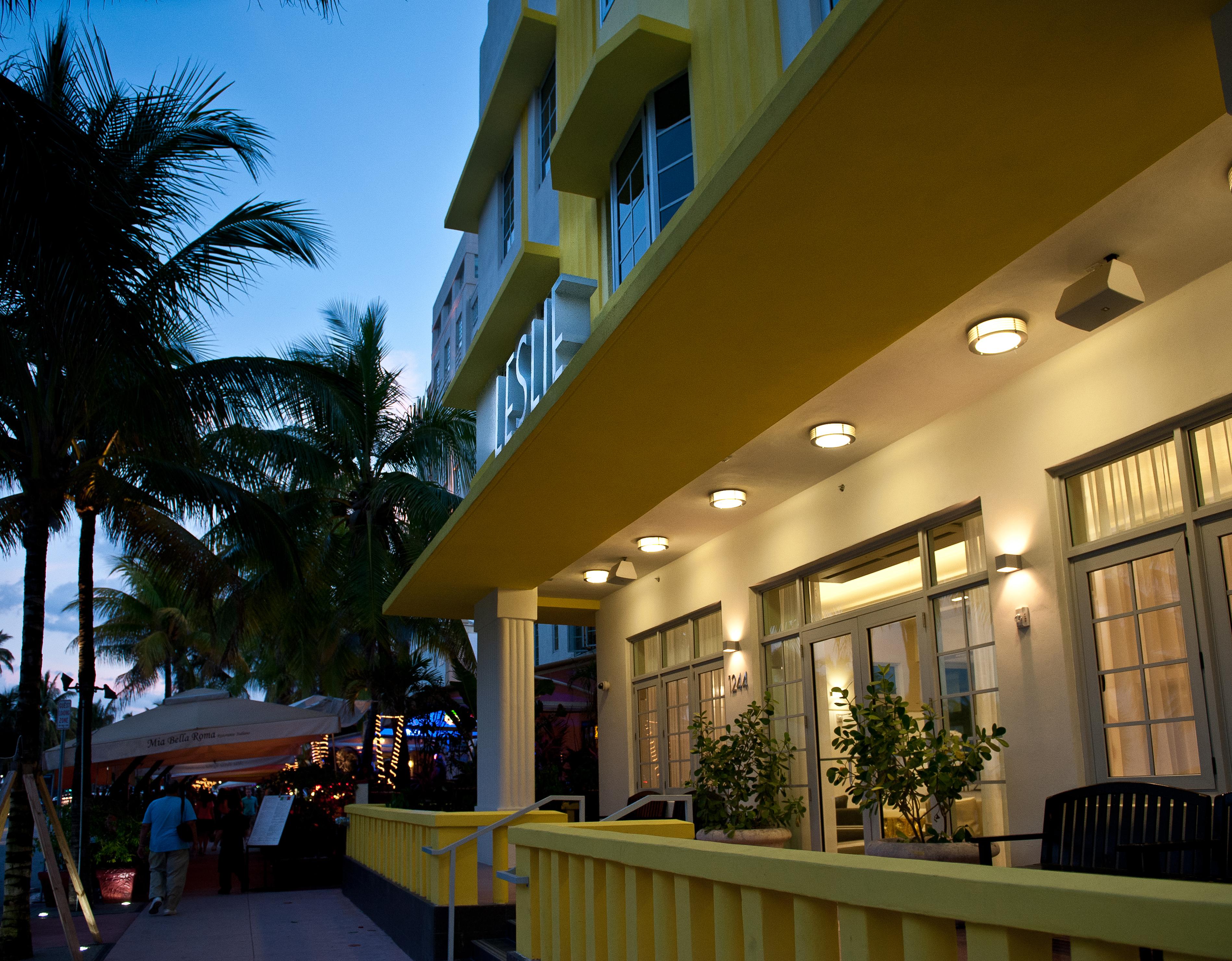 Leslie Ocean Drive 4*