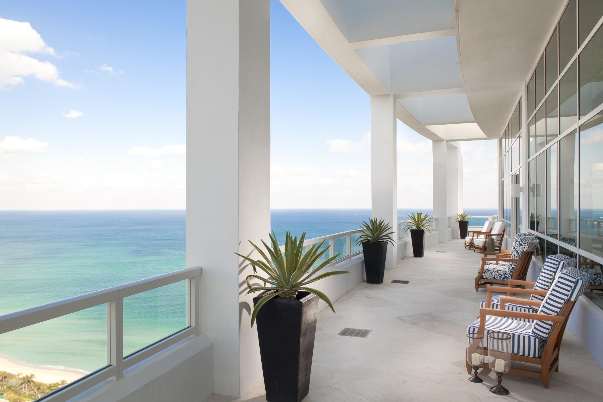 Resort Fontainebleau Miami 5*