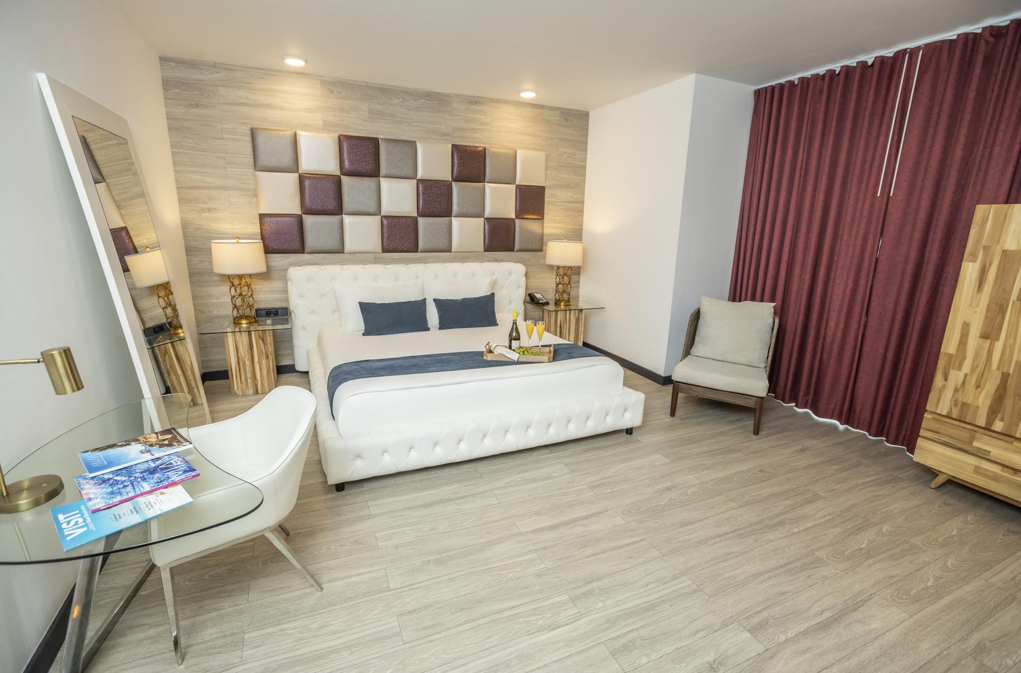 Hotel Catalina & Club