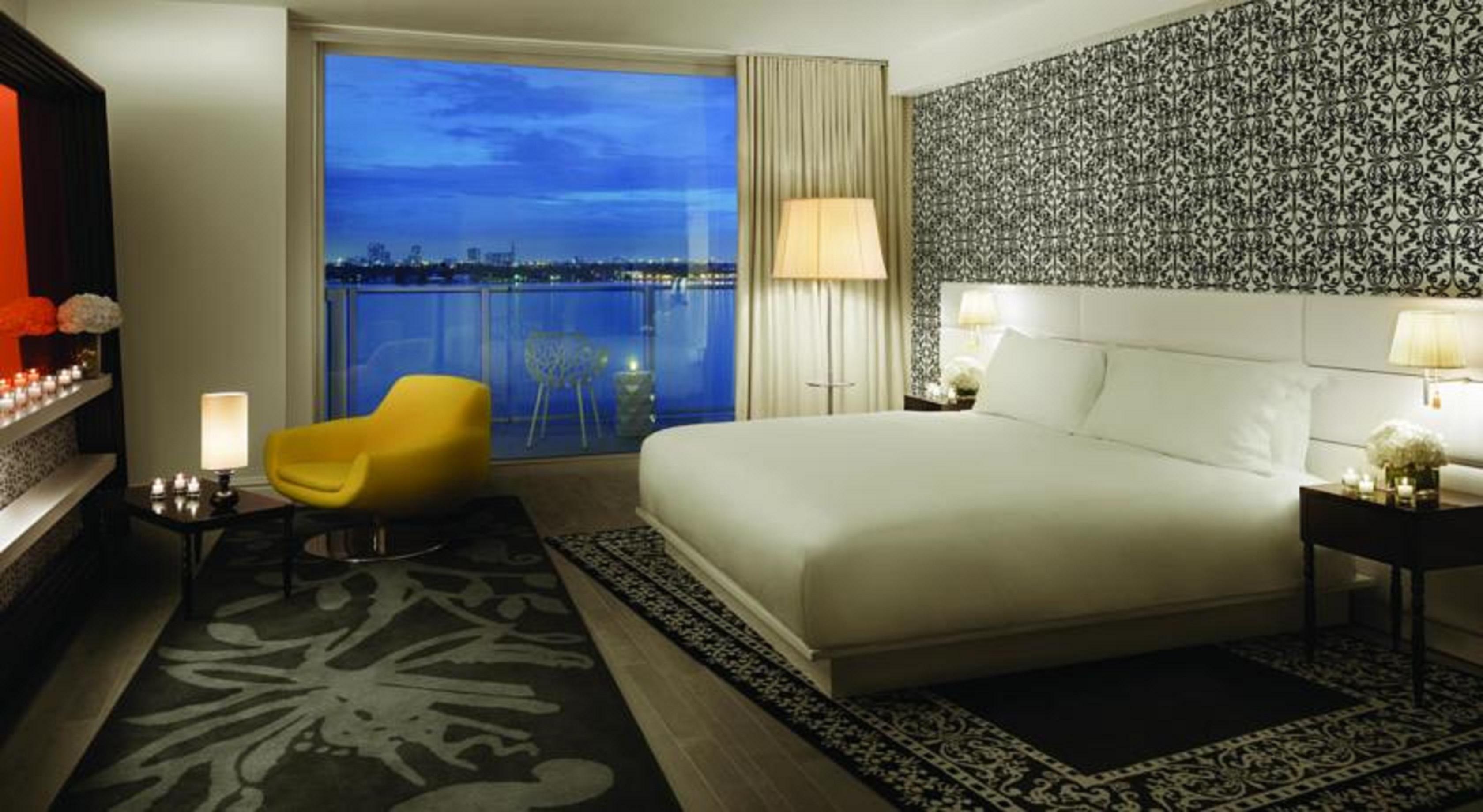 Mondrian South Hotel 4*