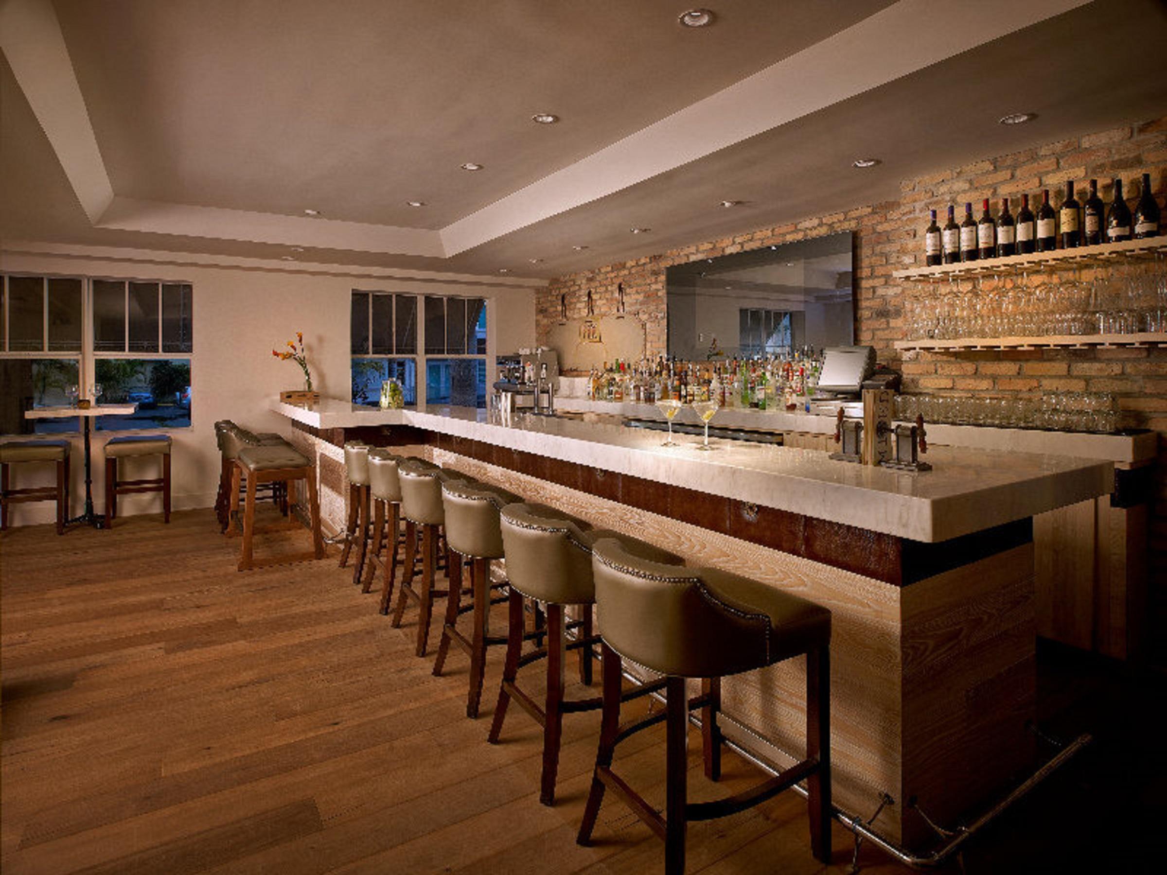 Hotel Blue Moon
