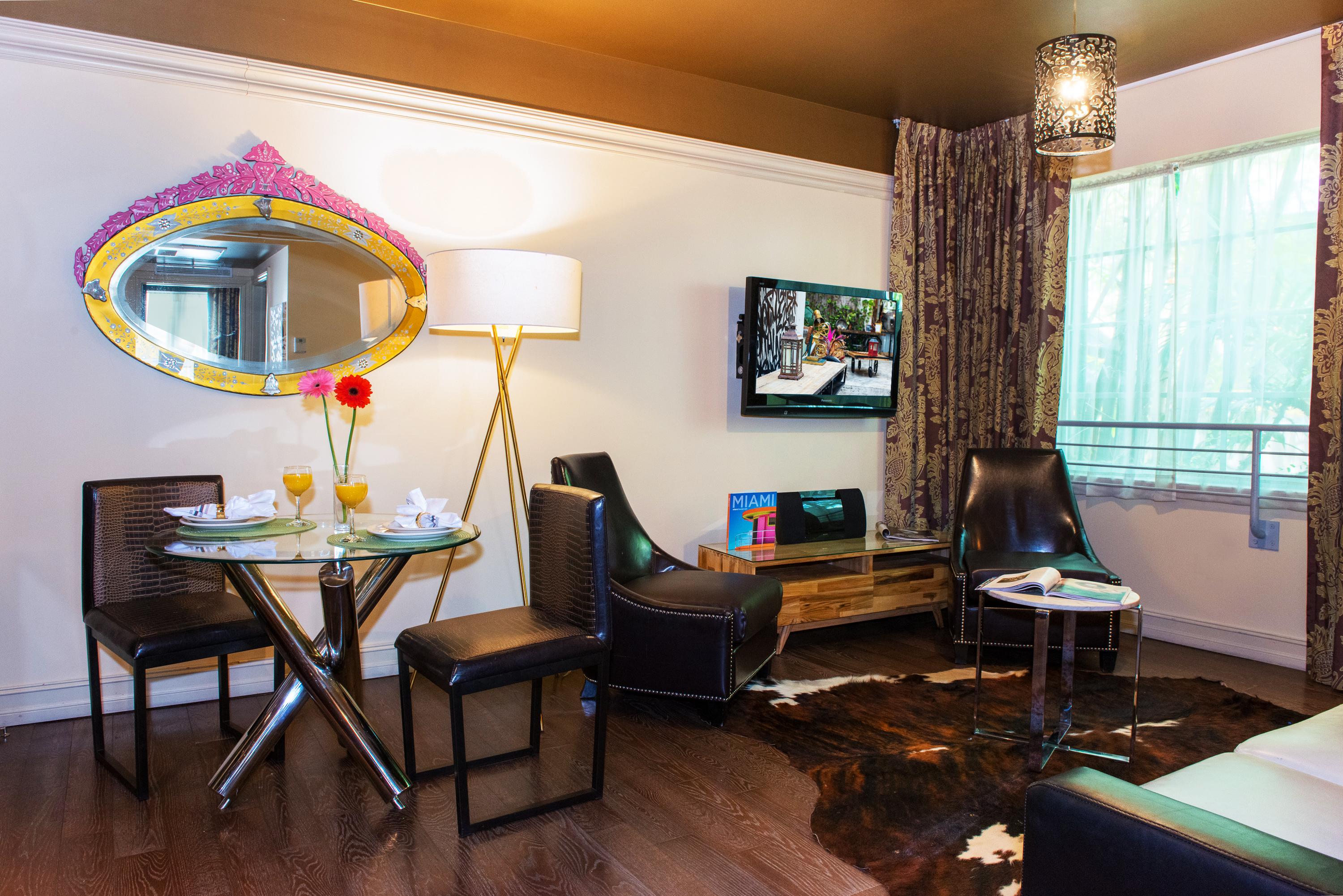 Riviera Hotel 4*