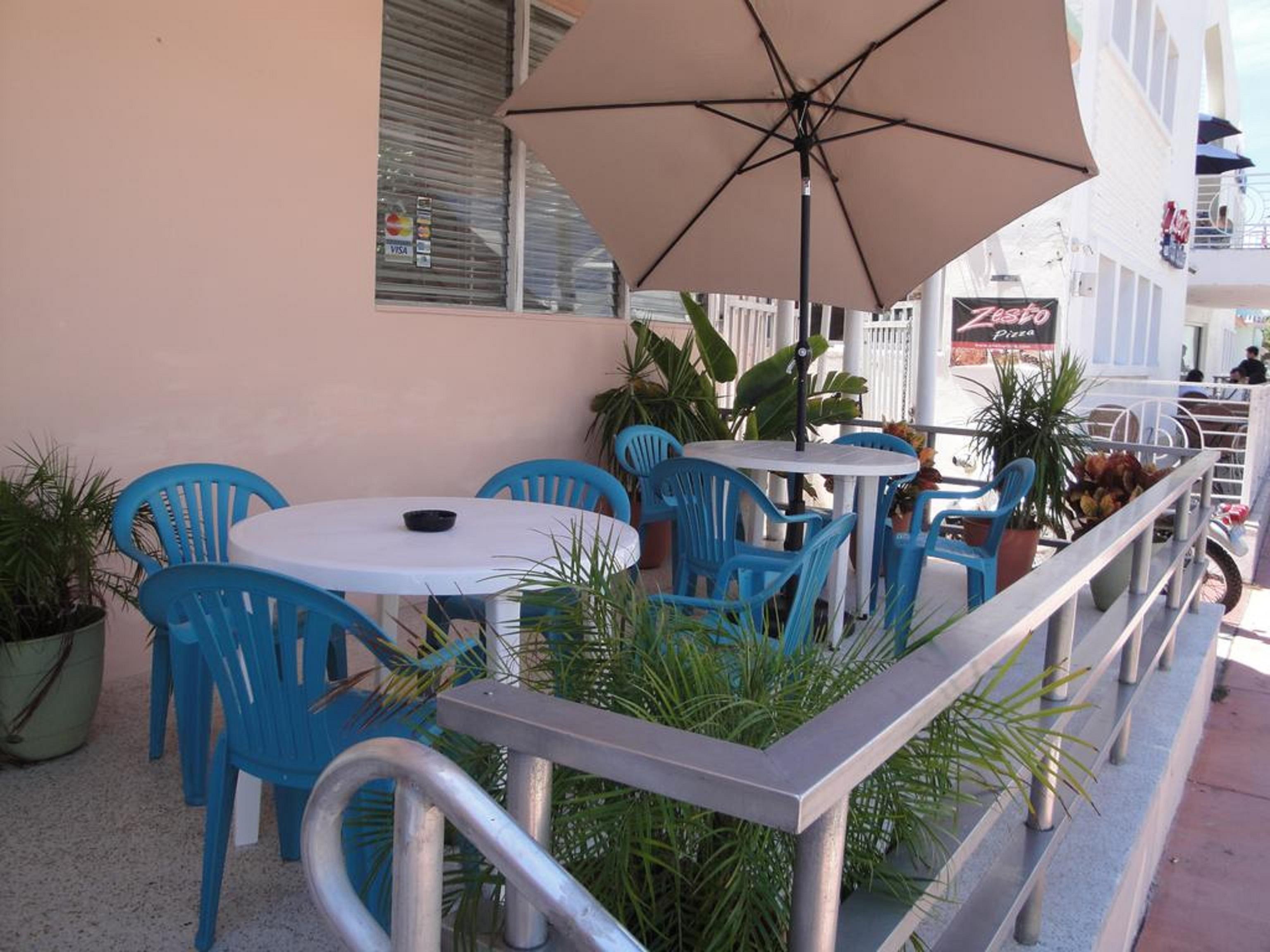 Island House South (adults Only) Hotel