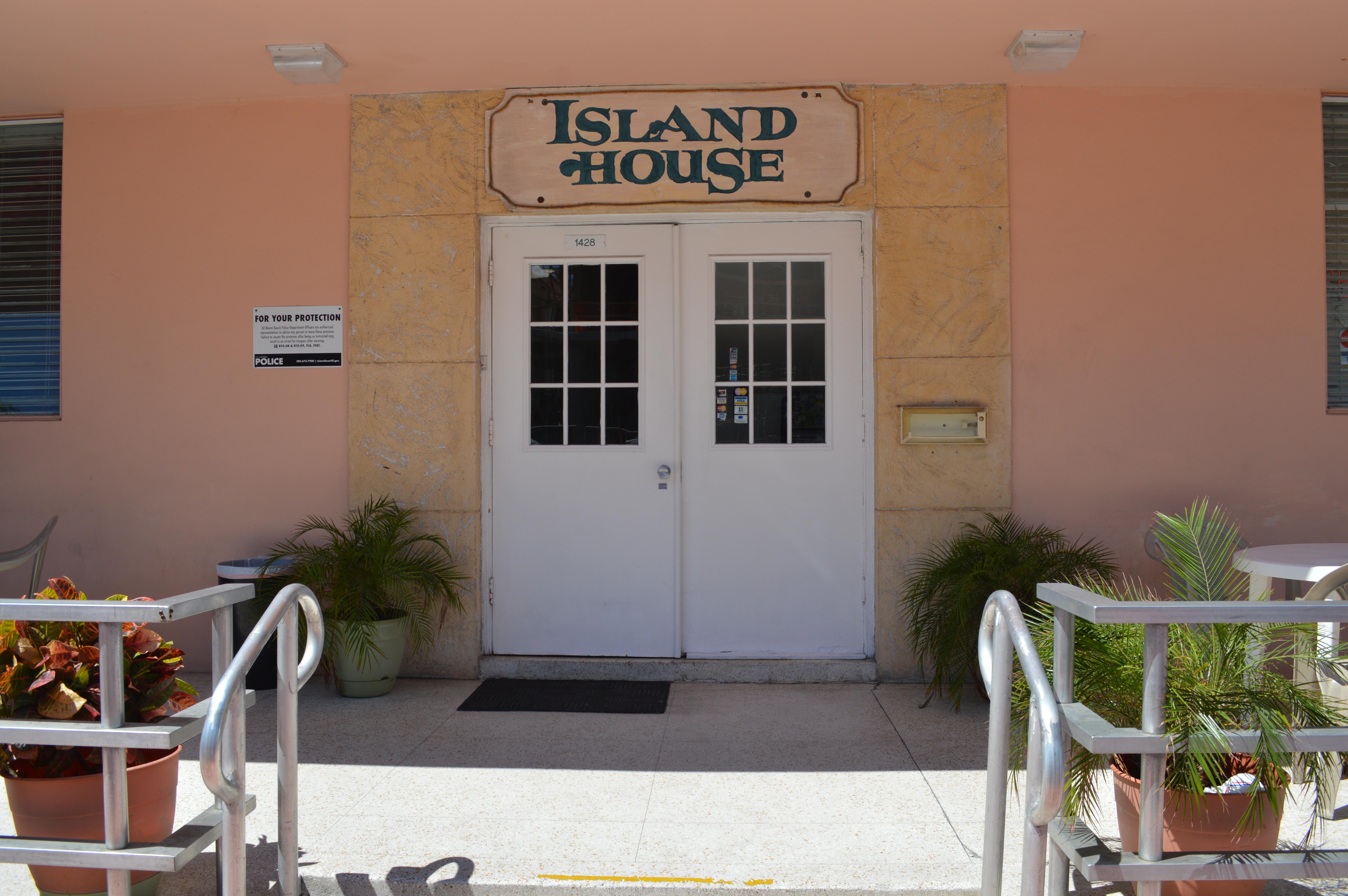 Island House South (adults Only)