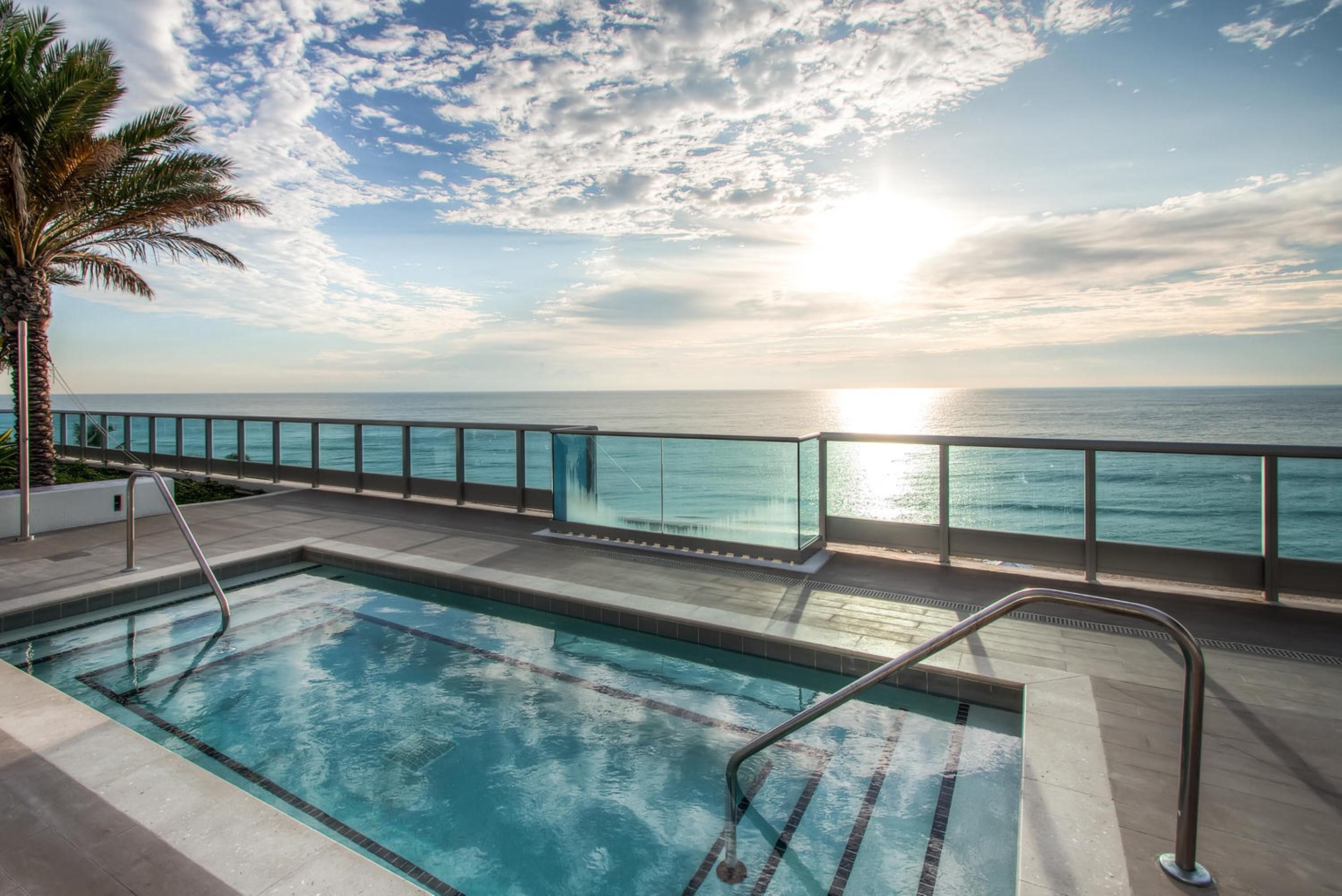 Churchill Monte Carlo Miami * Miami Beach