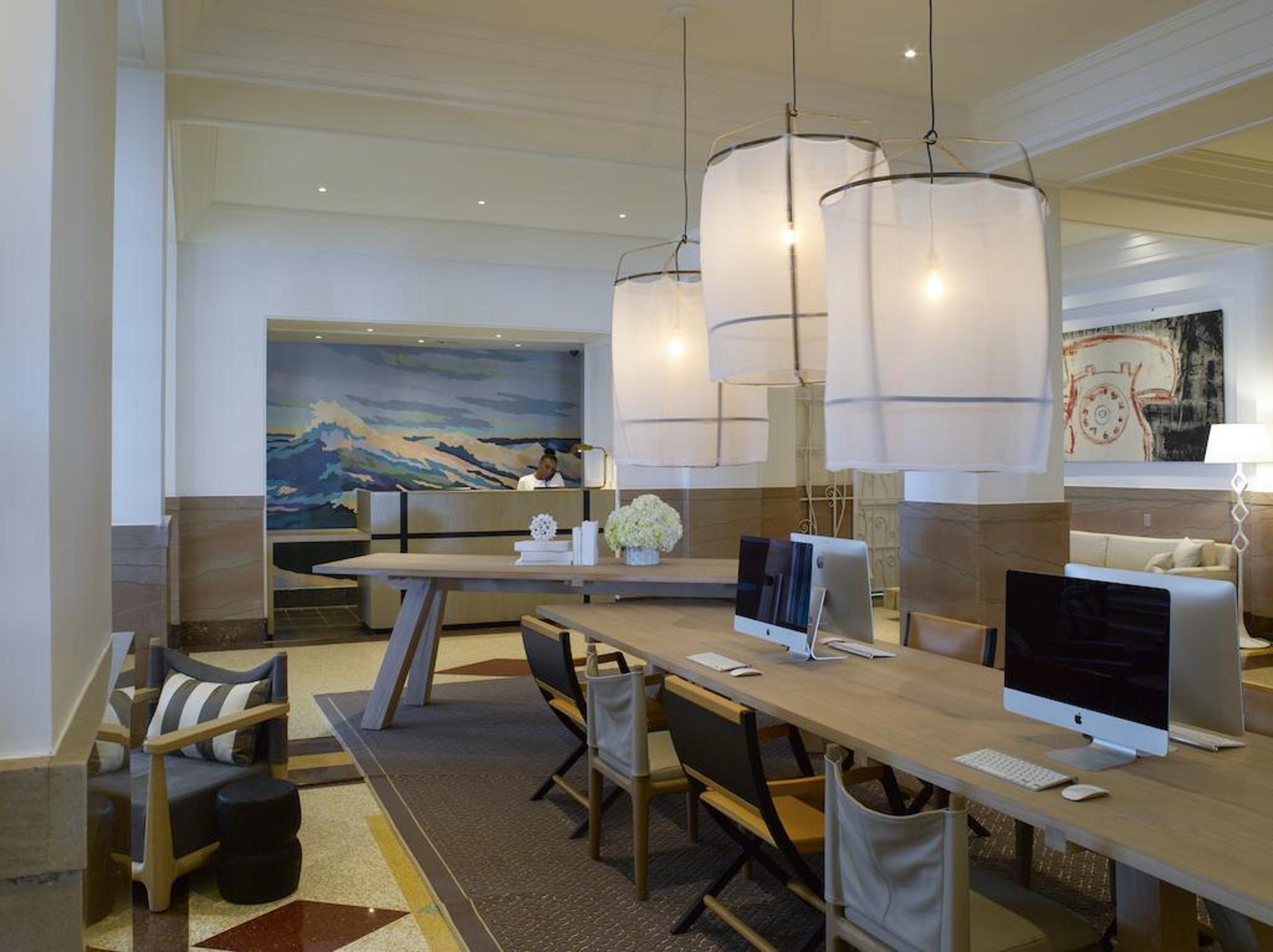 Victor South Hotel 4*