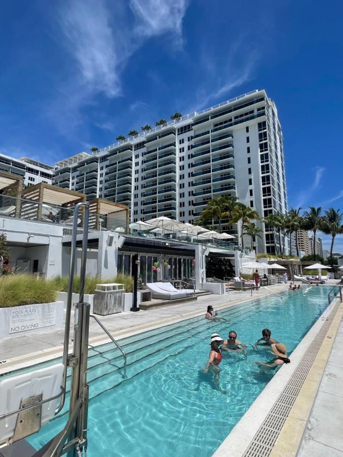 Large 1 Bedroom At Roney Palace Sleep 8 Apartment