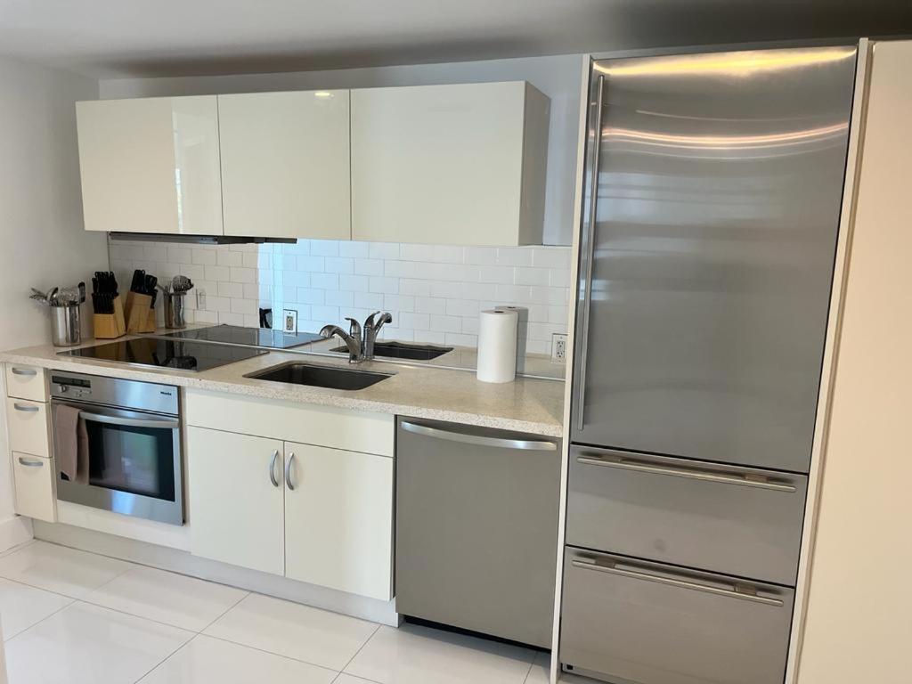 Apartment Direct Ocean View - Luxurious In South