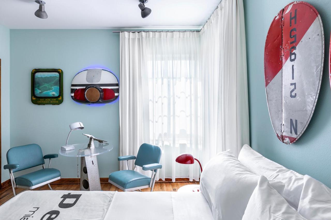 Hotel Pelican