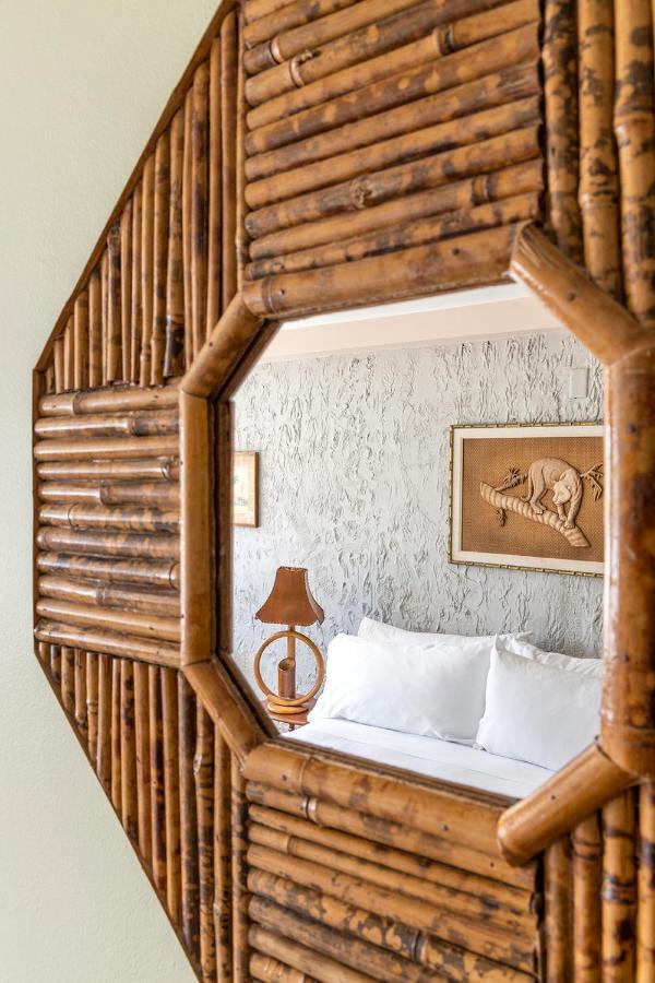 Pelican Hotel