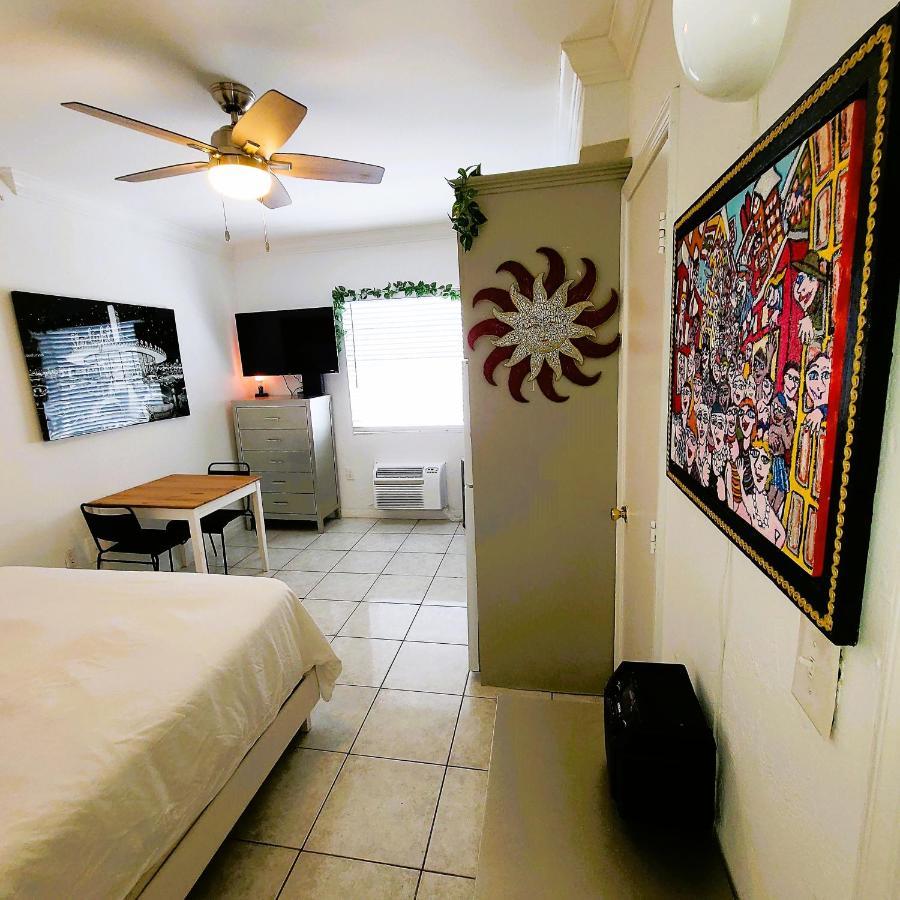 Apartment Ocean Front Pads---south Miami Beach