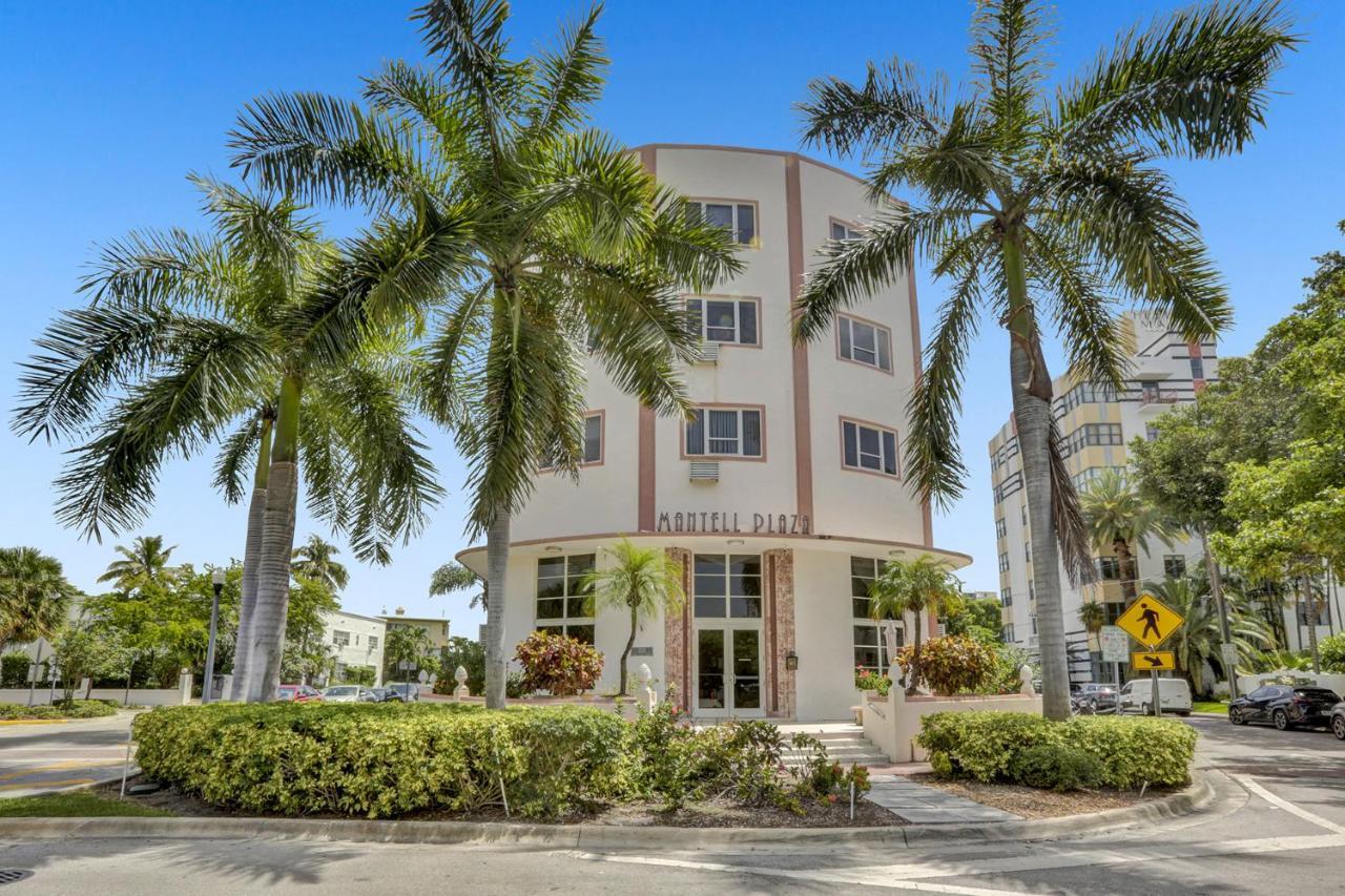 Mantell Plaza Apartment