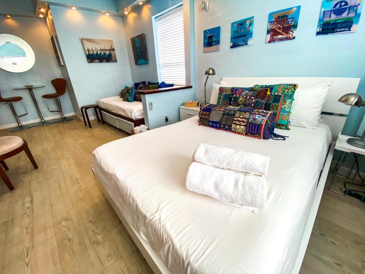 Mantell Plaza Apartment