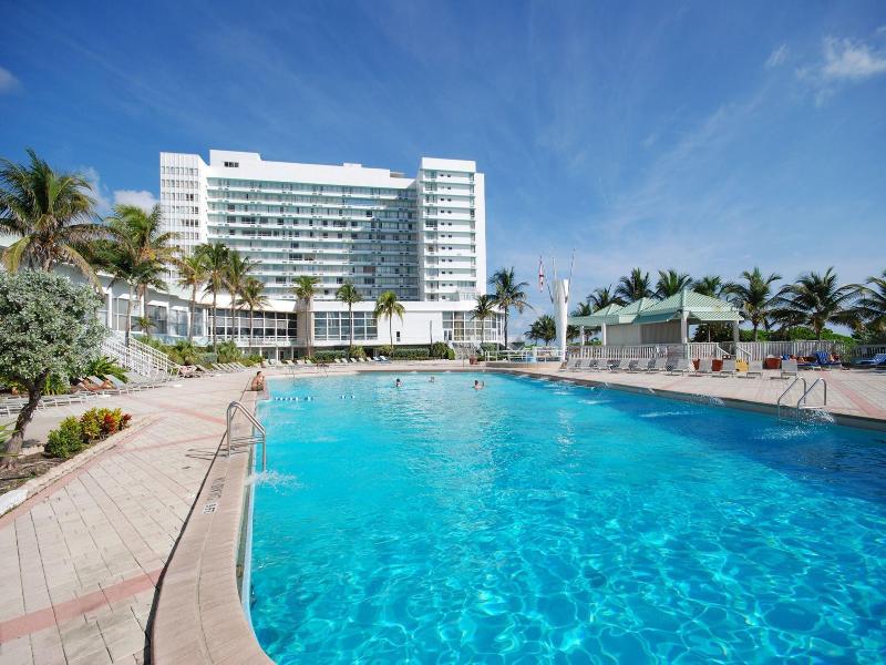Deauville Resort Miami Beach