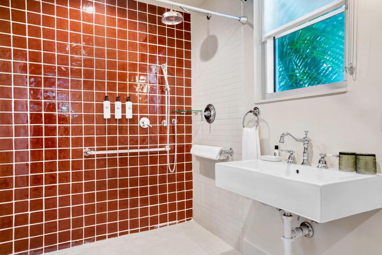 Trouvail Miami Hotel