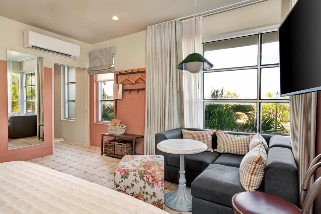 Trouvail Miami Hotel 4*