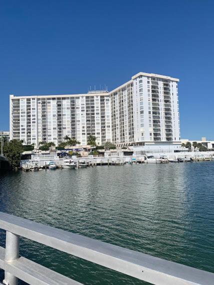 Aparthotel Modern In Miami 3*