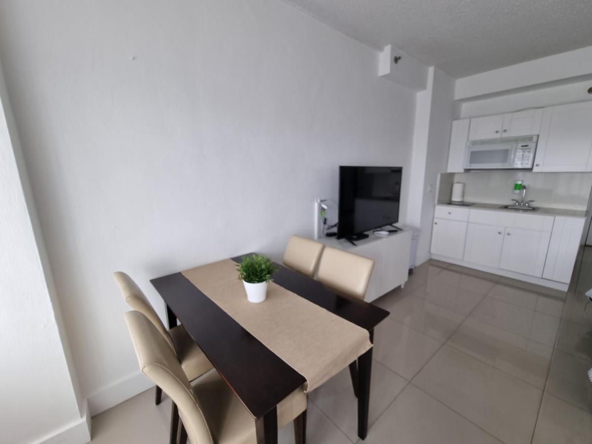 St Miami Front Beach Apartment Miami Beach
