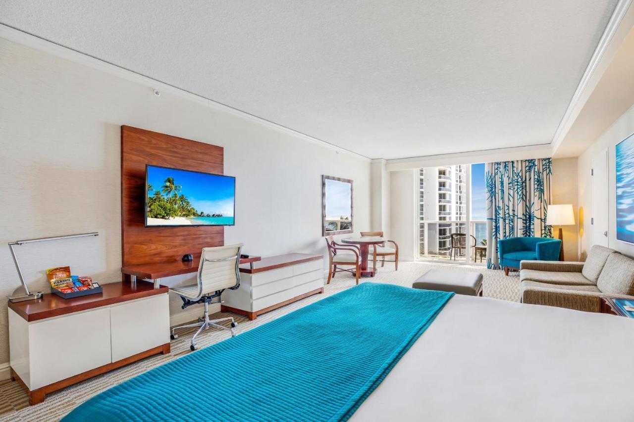 Luxury With Ocean Front View * Miami Beach