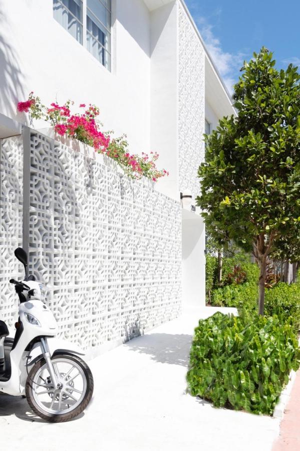 Park Ave * Miami Beach