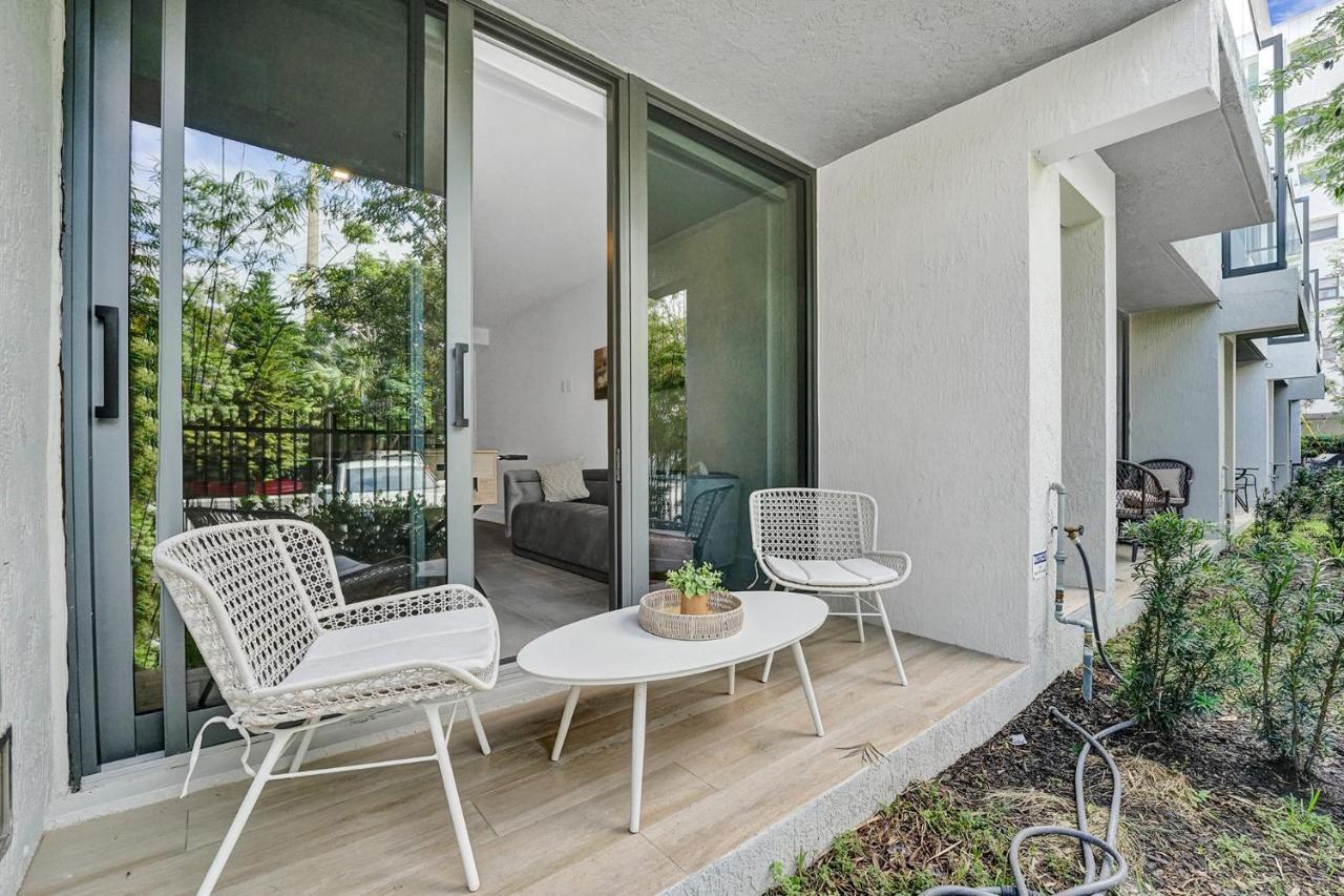 Up East Townhomes By Nomada Residences Apartment