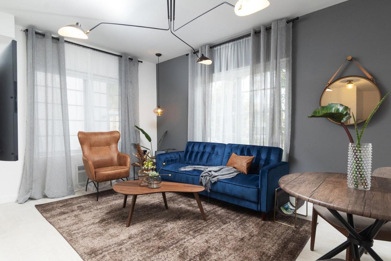 Park Ave Apartment *