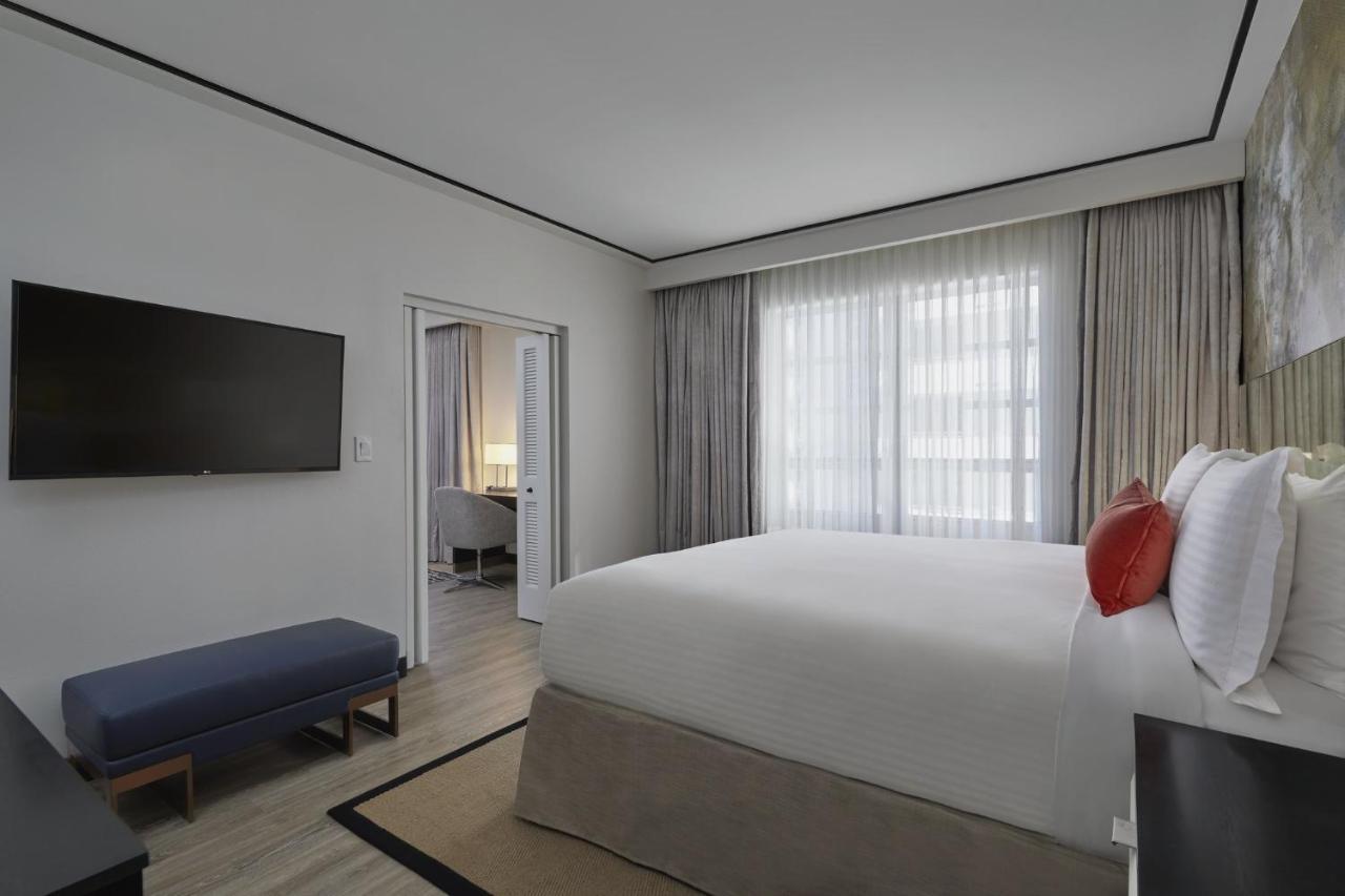 Loews Miami Resort 4*