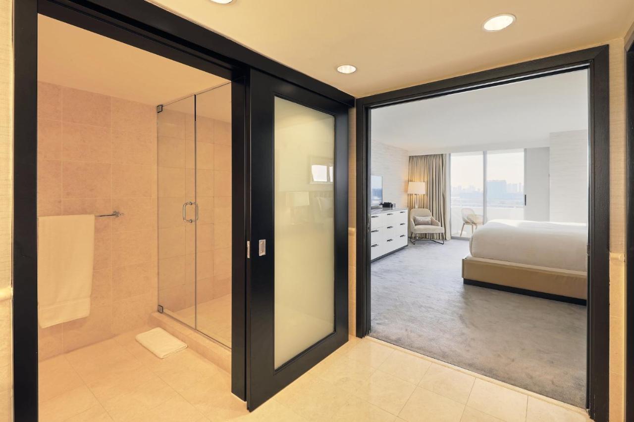 Loews Miami Resort
