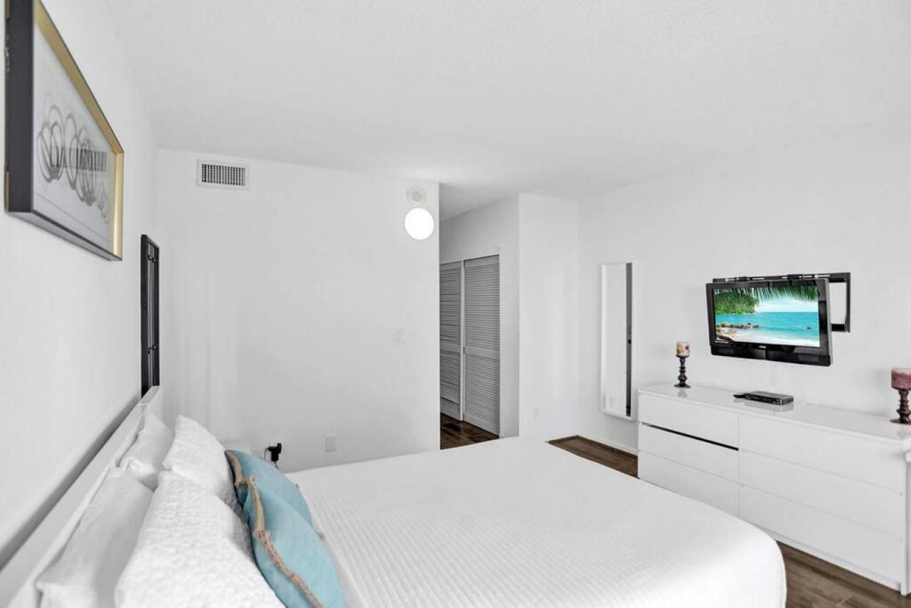 On The 6 Beds Free Parking * Miami Beach