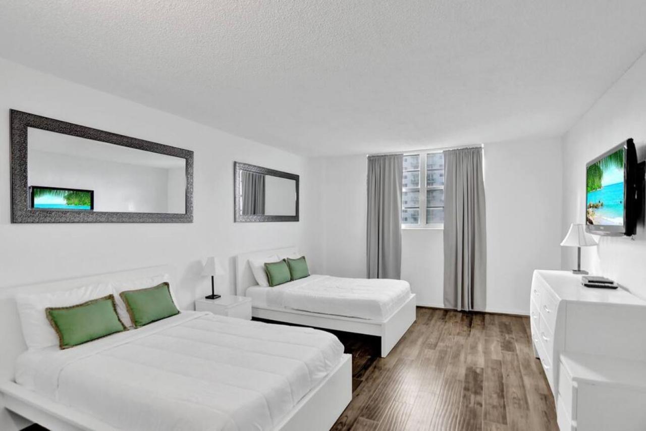 On The 6 Beds Free Parking Holiday home Miami Beach
