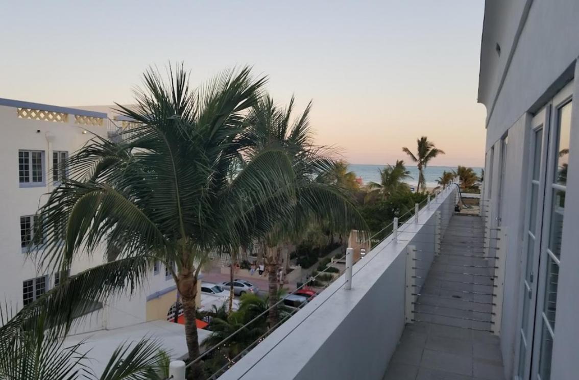 Hotel Breakwater South 4*