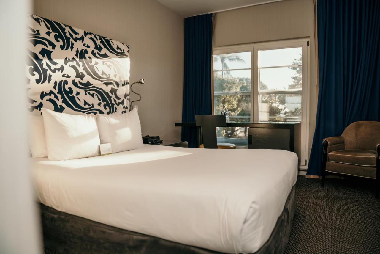 Breakwater South Hotel