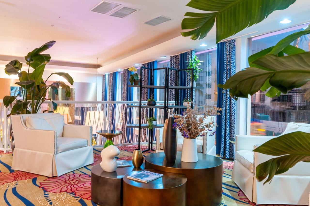 Catalina & Club Hotel 3*