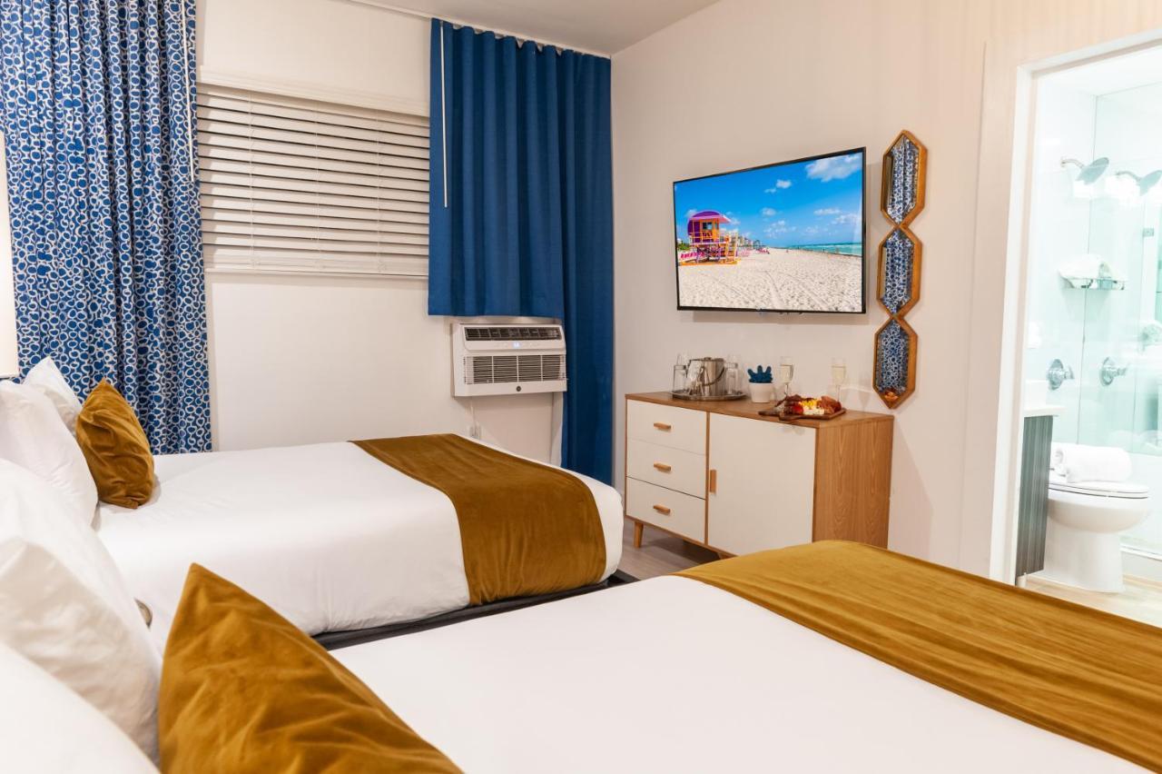 Catalina & Club Hotel