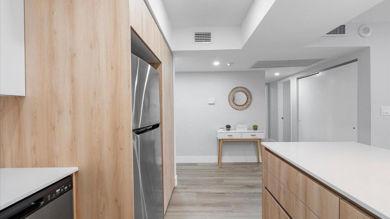 2 Bedrooms Sunny Isles At Ocean Reserve 2nd Floor Apartment Miami Beach