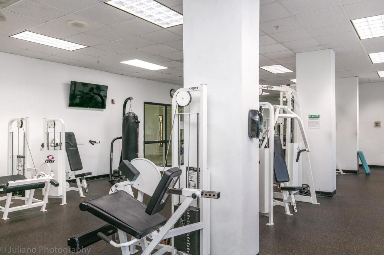 2 Bedrooms Sunny Isles At Ocean Reserve 2nd Floor Apartment