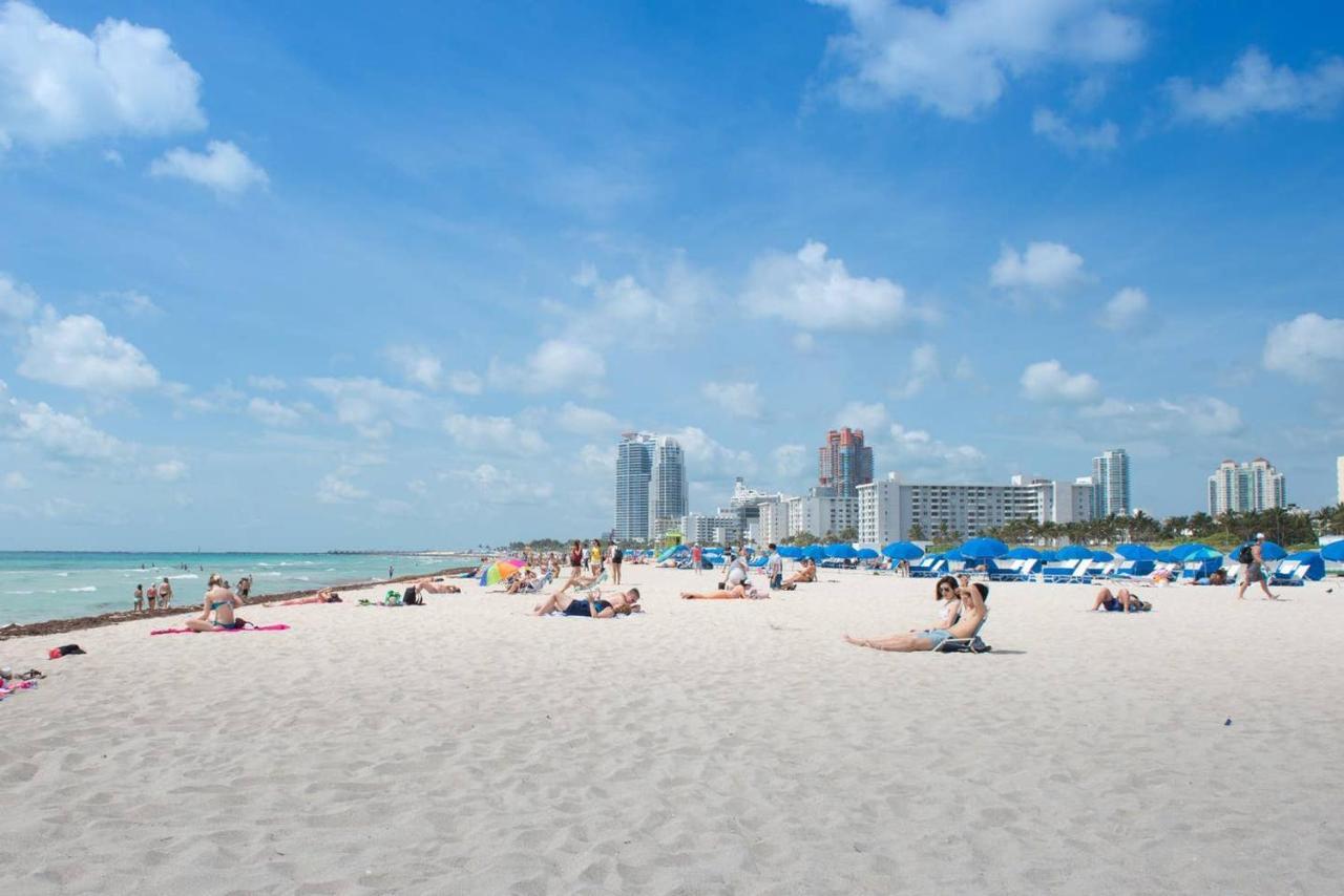 Parisian Hotel Miami Beach