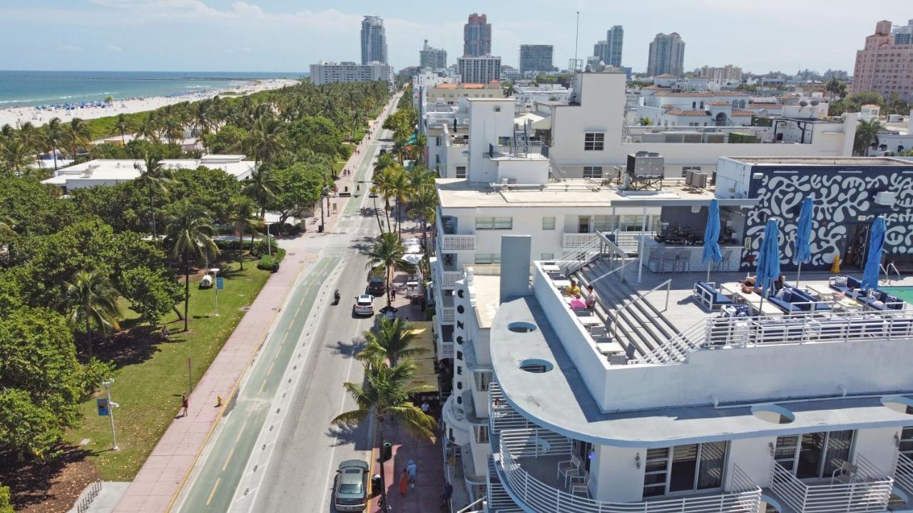 Deluxe At The Congress * Miami Beach