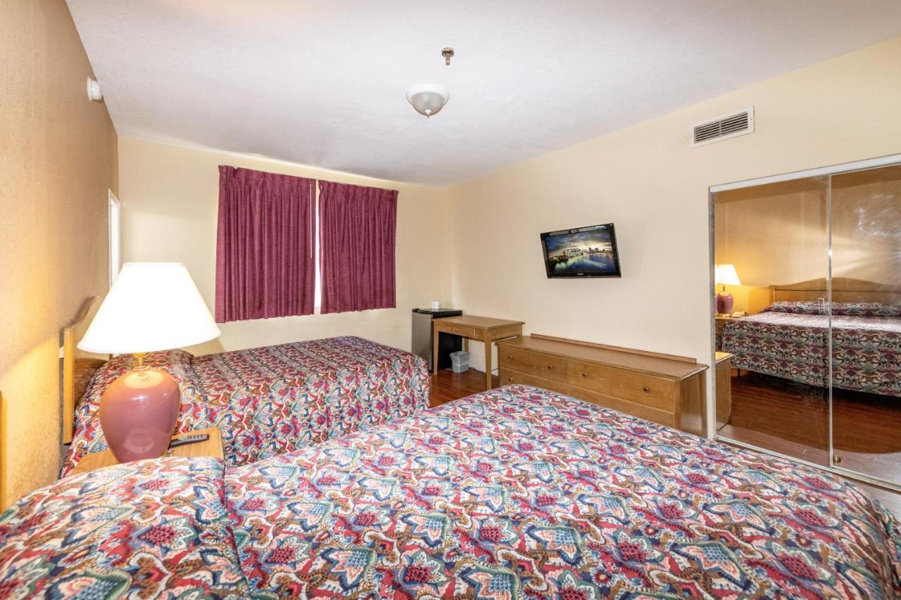 Hotel Geneva Miami Beach