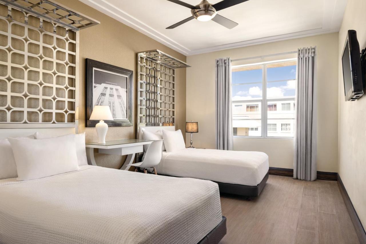 Waldorf Towers South 3*