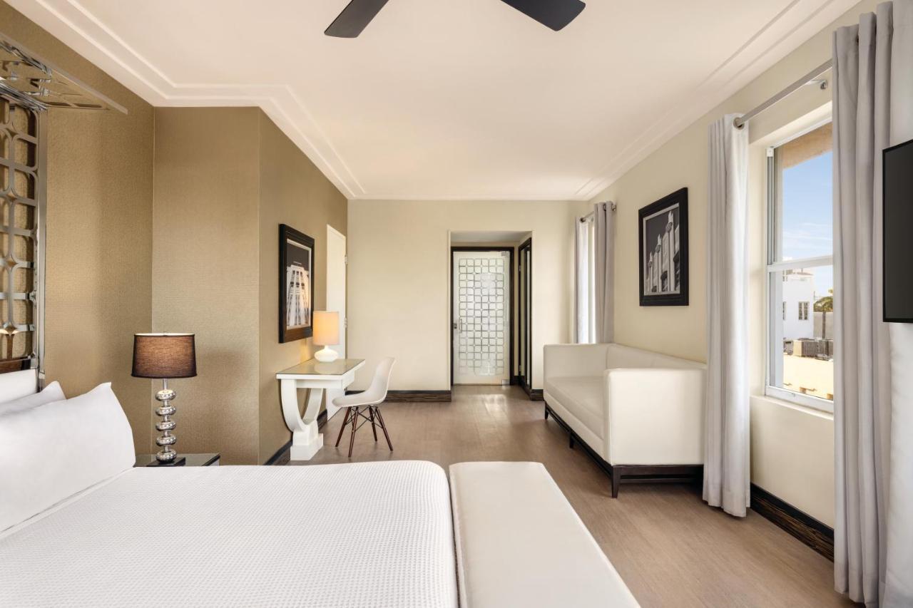Hotel Waldorf Towers South Miami Beach