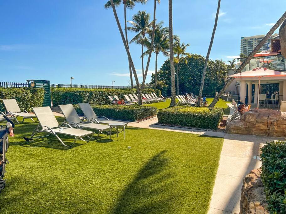 3 Bedroom Ocean-front The Alexander *