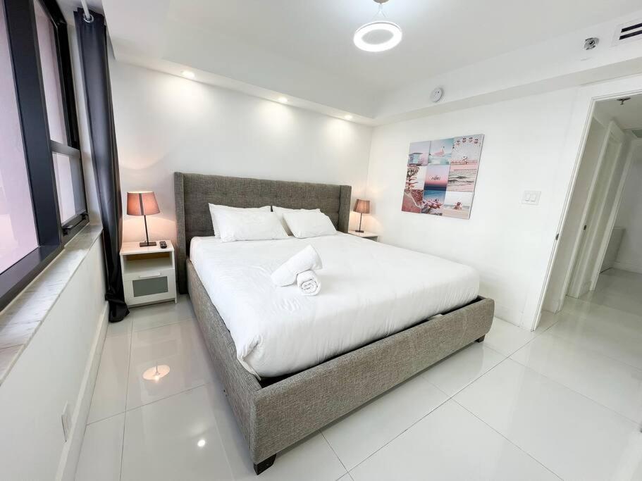 3 Bedroom Ocean-front The Alexander