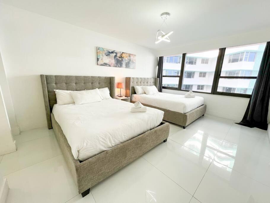 3 Bedroom Ocean-front The Alexander Apartment Miami Beach